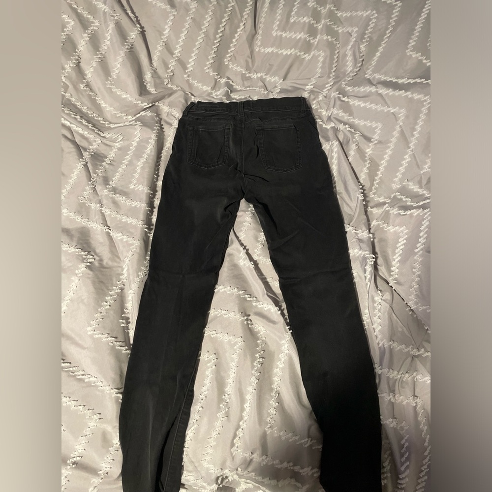 Black ripped jeggings
